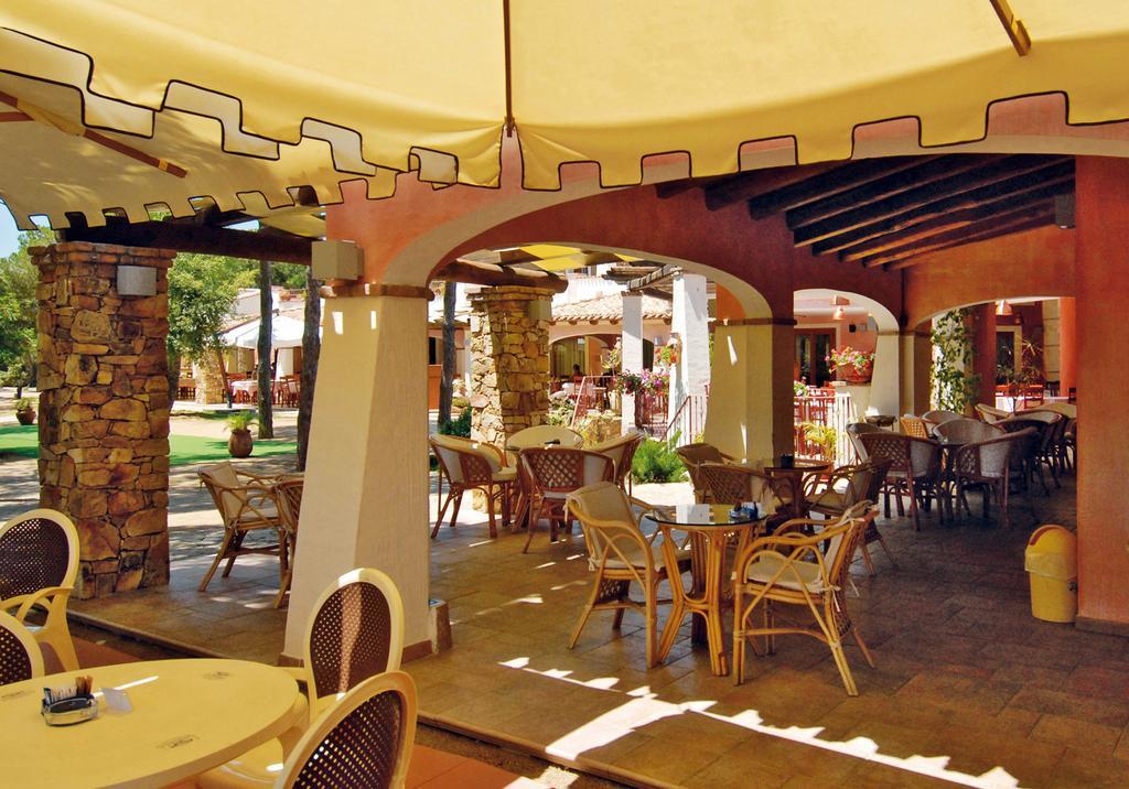 Villaggio Camping Spiaggia Del Riso Villasimius Exterior photo