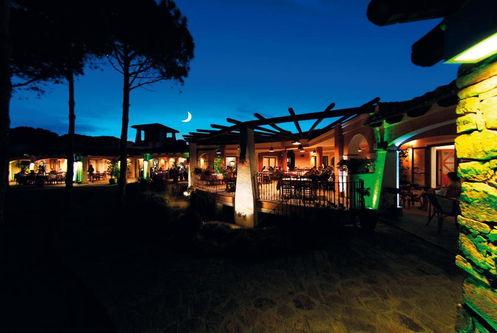 Villaggio Camping Spiaggia Del Riso Villasimius Exterior photo